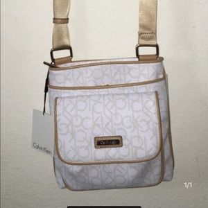 White and tan Calvin klein bag